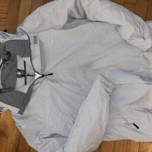 Lightweight Outdoor Windbreaker Jacket - Stylish and Functional